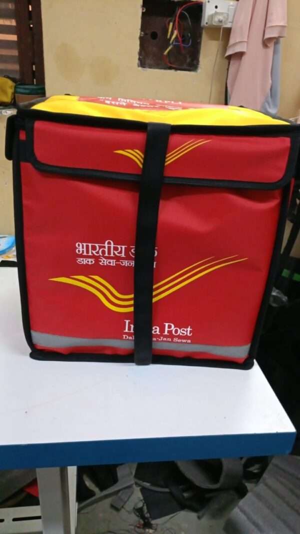 Buy premium waterproof insulated delivery backpacks with silver foil thermal insulation for food delivery, grocery delivery and courier services. Customized logo printing, bulk orders, OEM manufacturing and Pan India delivery by JMD Enterprises.